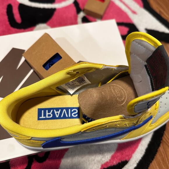 Jordan 1 Retro Low OG SP Travis Scott Canary (Women’s) – Size 9 – Brand New - Picture 9 of 9
